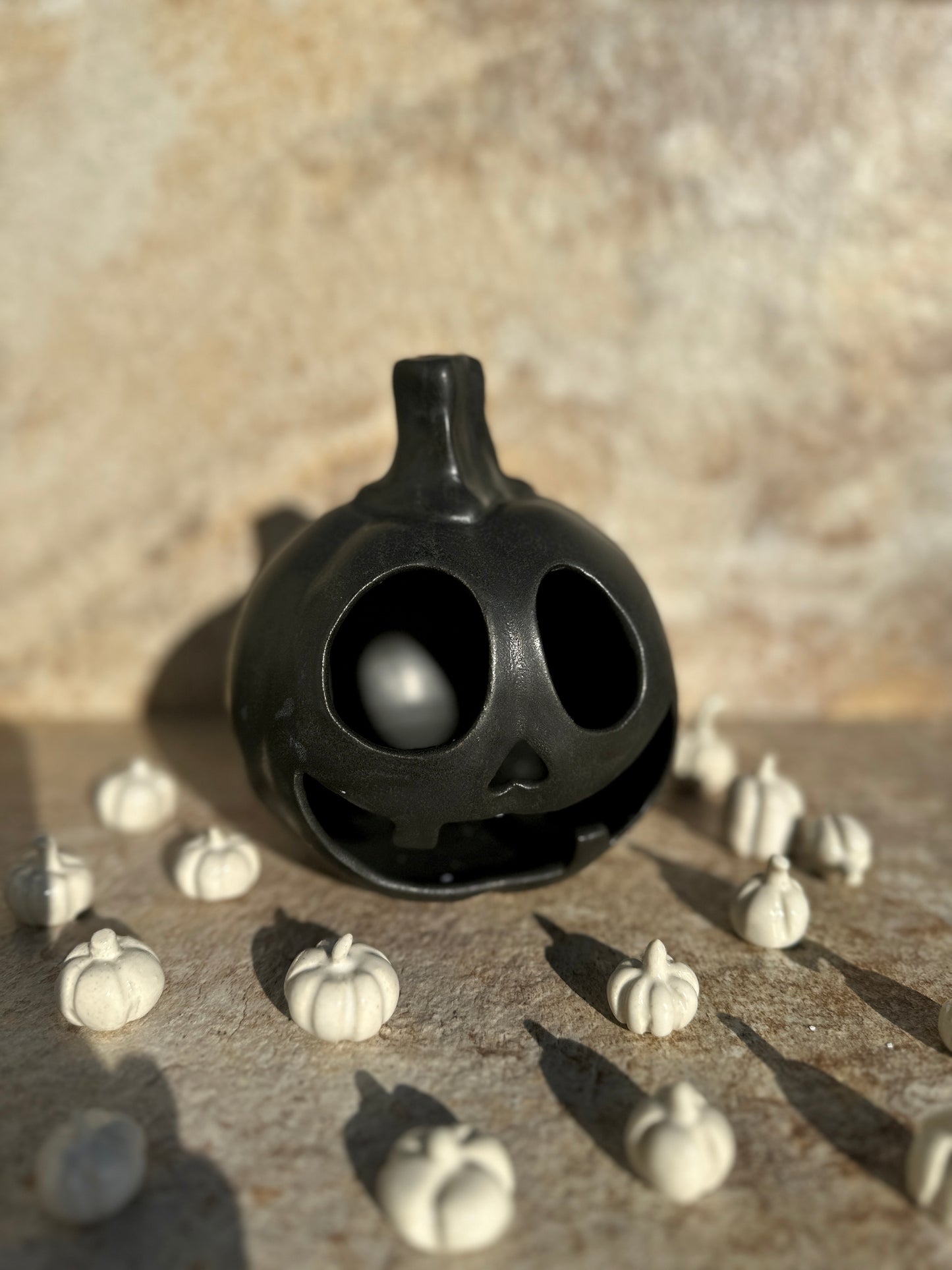 Jack-O-Lantern - Matte Black