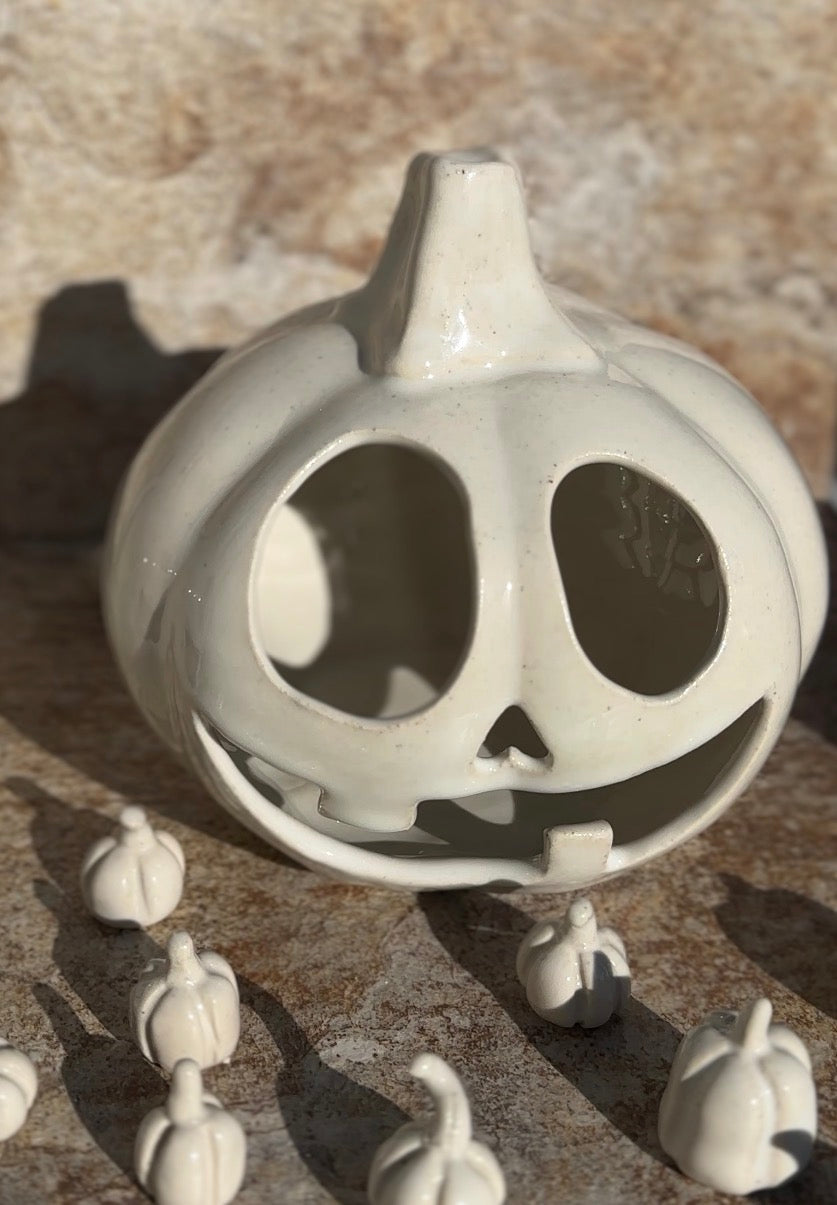 Jack-O-Lantern - Gloss White